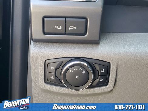 Used 2022 Ford F250 XLT w/ XLT Premium Package AWD/4WD image 16