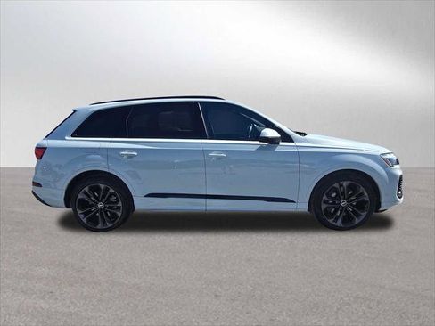 Used 2025 Audi Q7 3.0T Prestige w/ Prestige Package AWD/4WD image 6