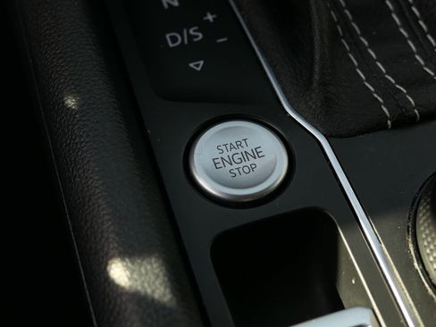 Used 2022 Volkswagen Atlas SEL image 22