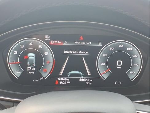Used 2025 Audi Q5 2.0T Premium AWD/4WD image 13