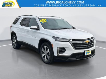 Certified 2023 Chevrolet Traverse LT w/ LT Premium Package