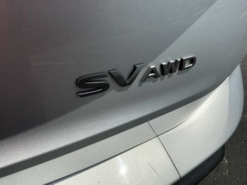 Used 2024 Nissan Rogue SV AWD/4WD image 7