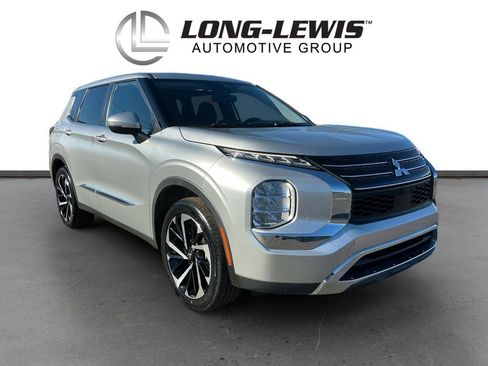 Used 2022 Mitsubishi Outlander ES image 10