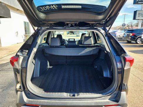 Used 2024 Toyota RAV4 Adventure image 7