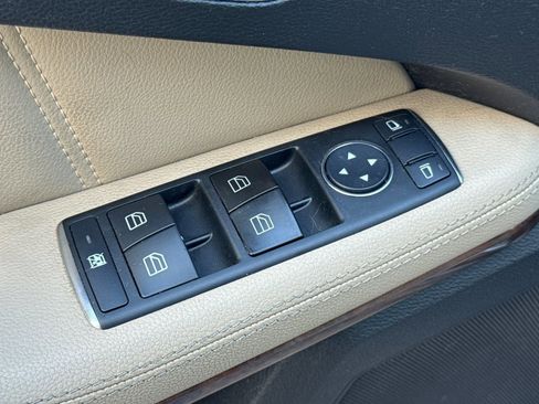 Used 2013 Mercedes-Benz E 350 BlueTEC Sedan image 13