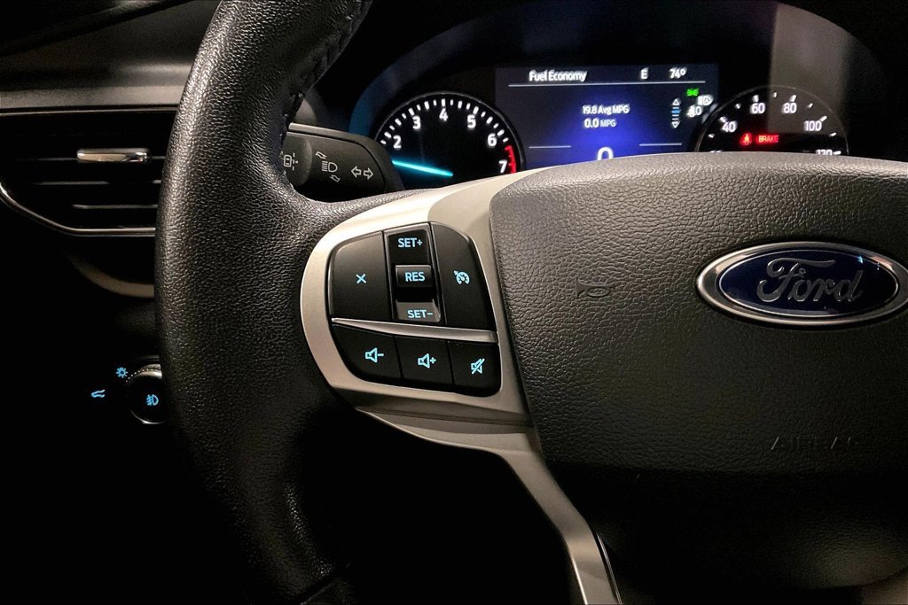 Certified 2023 Ford Explorer XLT w/ Equipment Group 202A AWD/4WD image 17