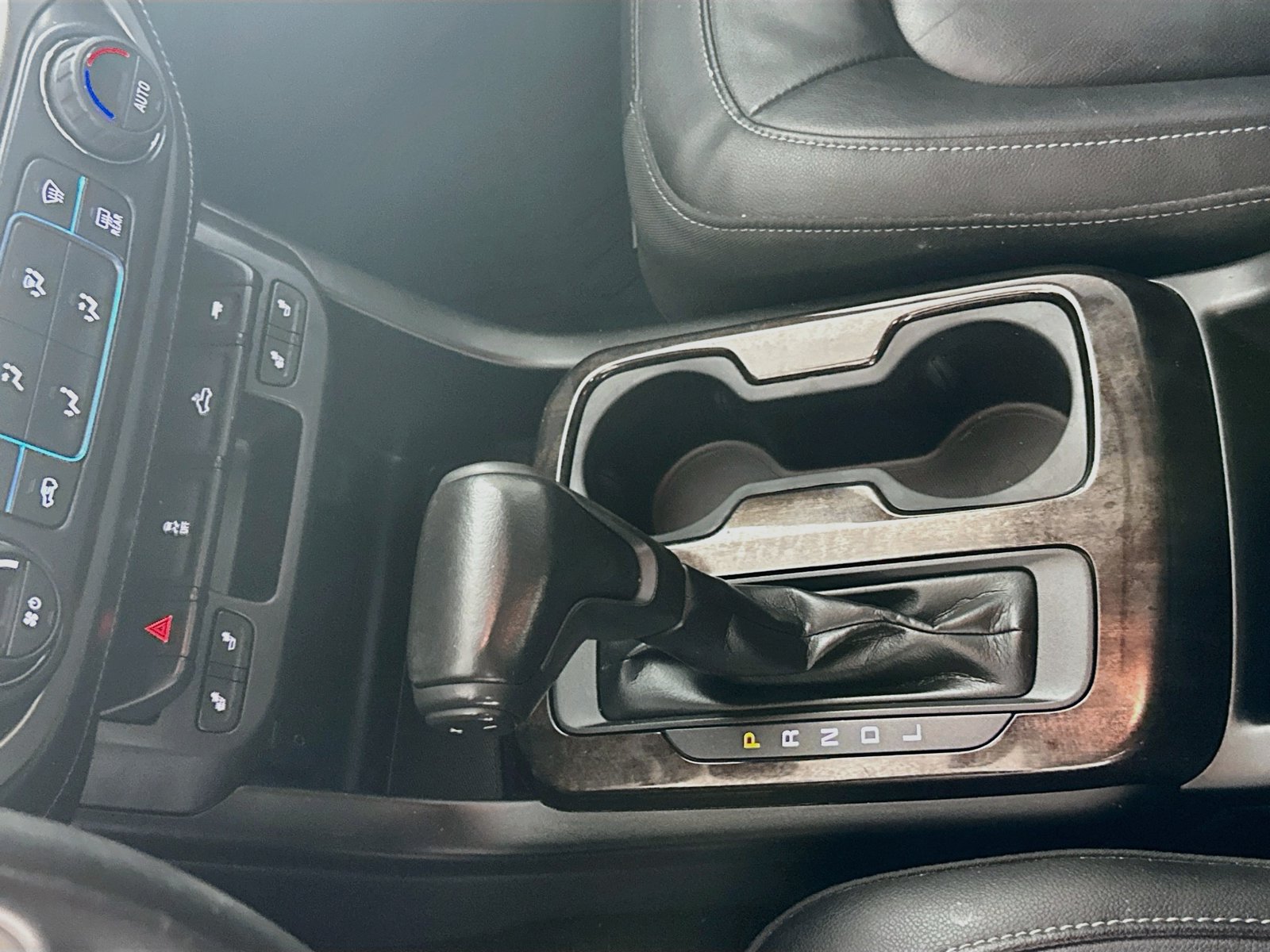 Used 2018 GMC Canyon SLT w/ Trailering Package AWD/4WD image 17