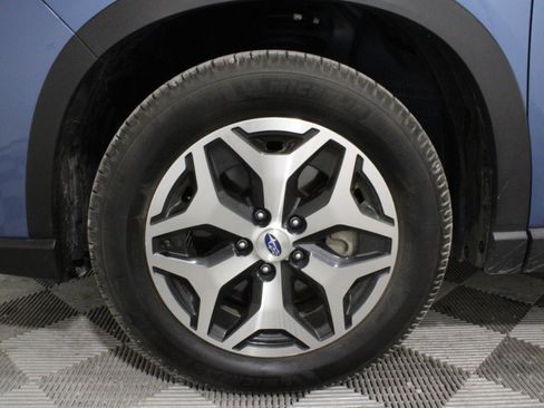 Used 2022 Subaru Forester Premium AWD/4WD image 33