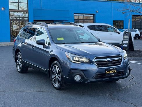Used 2018 Subaru Outback 2.5i Limited AWD/4WD image 6