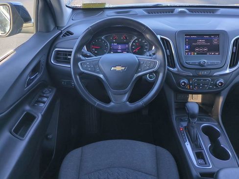 Used 2022 Chevrolet Equinox LT image 16