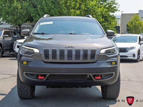 Used 2019 Jeep Cherokee Trailhawk w/ Comfort/Convenience Group AWD/4WD image 11