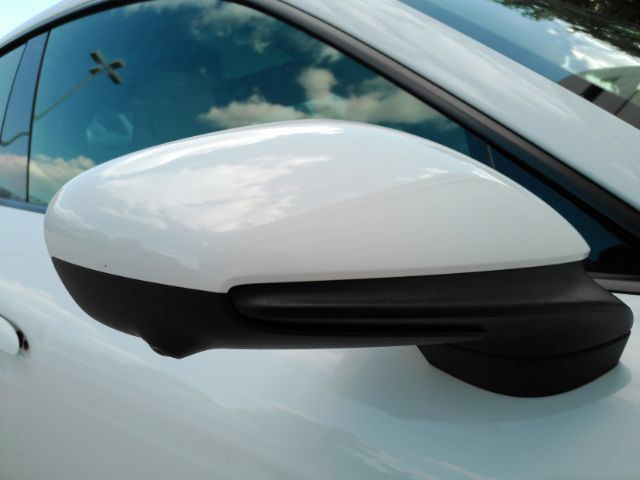 Used 2022 Porsche Taycan RWD image 23