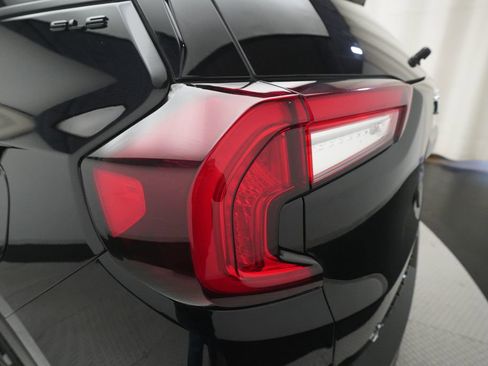 Used 2022 GMC Terrain SLE w/ Driver Convenience Package image 33