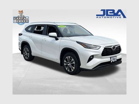 Used 2026 Toyota Highlander XLE AWD/4WD image 1