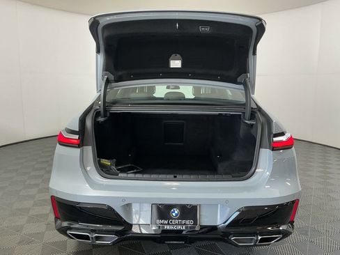 Used 2023 BMW 760i xDrive image 30