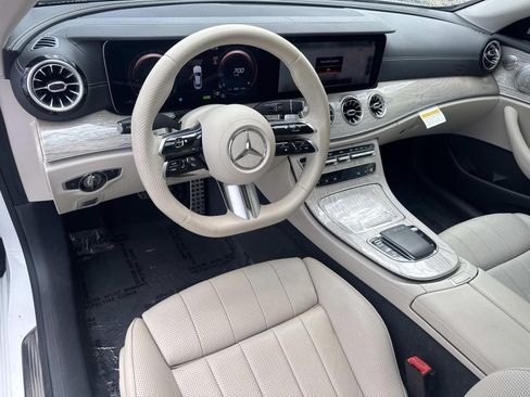 Used 2023 Mercedes-Benz E 450 Coupe image 18