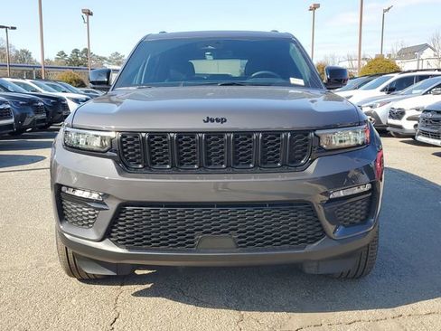 New 2025 Jeep Grand Cherokee Limited image 2