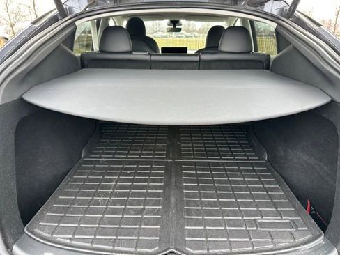 Used 2023 Tesla Model Y Performance image 10