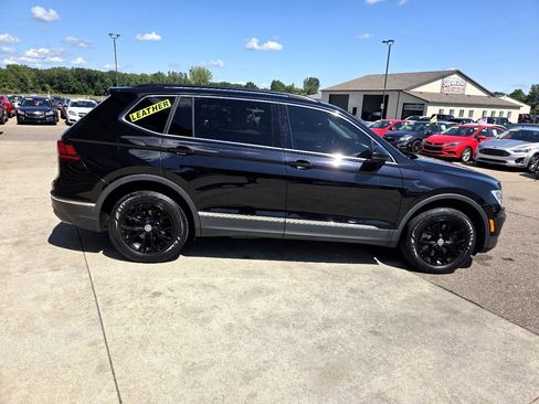 Used 2020 Volkswagen Tiguan S image 4