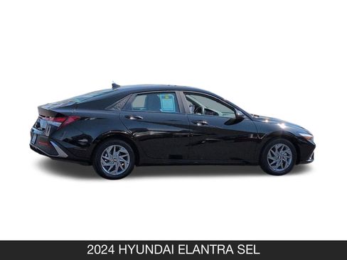 Used 2024 Hyundai Elantra SEL image 6