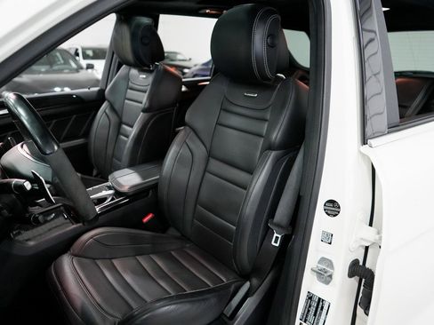 Used 2018 Mercedes-Benz GLE 63 AMG 4MATIC w/ Premium 3 Package image 10