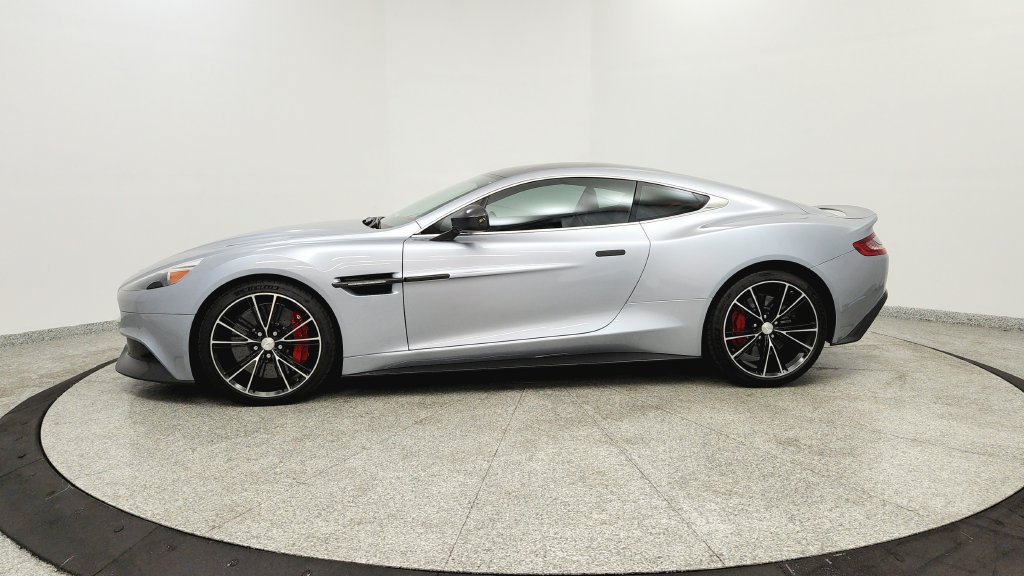 Used 2014 Aston Martin Vanquish Coupe RWD image 2