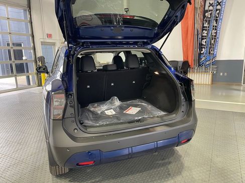 New 2026 Nissan Kicks SR w/ Cold Weather Package image 7