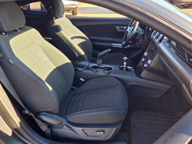 Used 2015 Ford Mustang GT RWD image 27