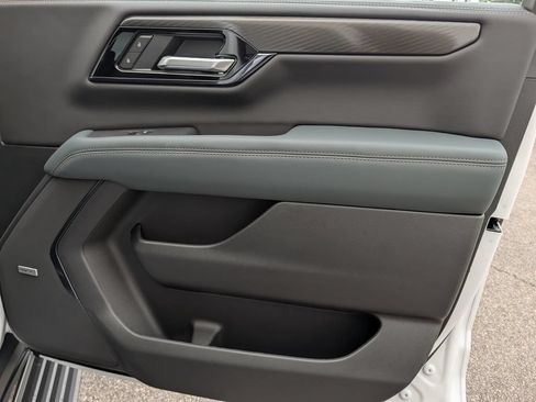 New 2026 GMC Yukon XL AT4 w/ AT4 Premium Package AWD/4WD image 37