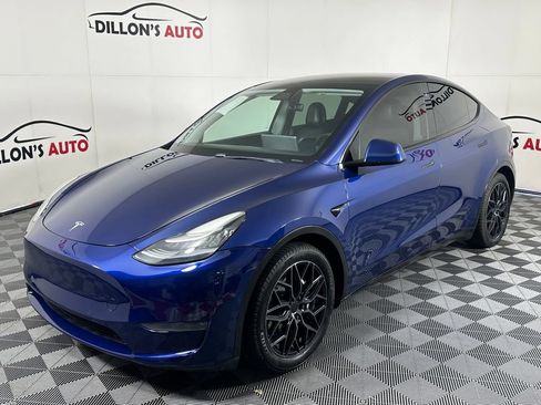 Used 2021 Tesla Model Y Long Range AWD/4WD image 4