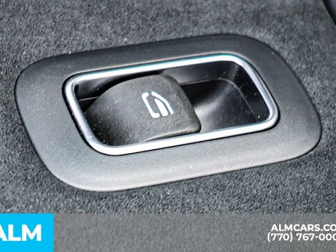 Used 2025 Mercedes-Benz CLA 250 w/ AMG Night Package image 48