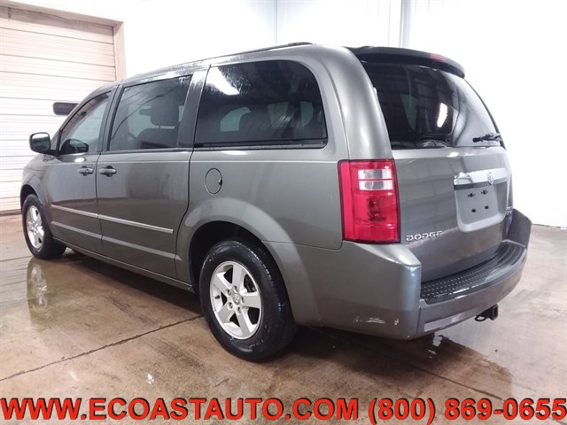 Used 2010 Dodge Grand Caravan SXT FWD image 6