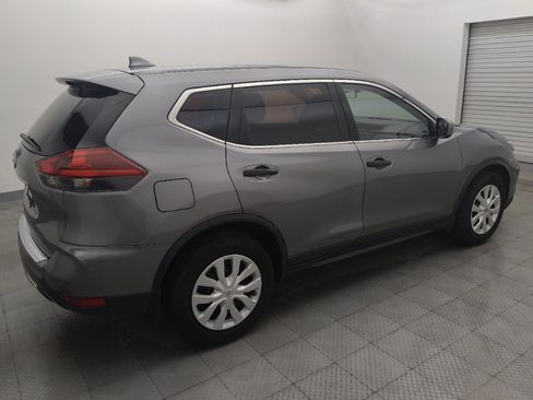 Used 2018 Nissan Rogue S FWD image 10