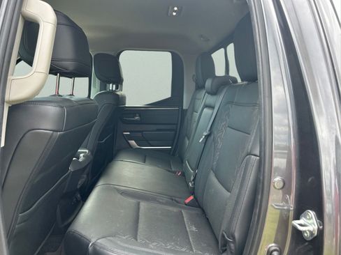 Used 2022 Toyota Tundra Limited w/ TRD Off-Road Package AWD/4WD image 10
