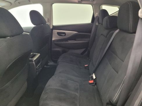 Used 2017 Nissan Murano S FWD image 18