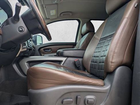 Used 2017 Nissan Titan Platinum Reserve AWD/4WD image 16