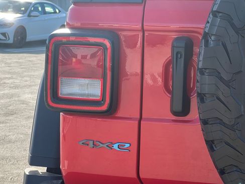 Used 2025 Jeep Wrangler Unlimited Sport S 4xe AWD/4WD image 27