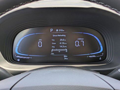 New 2025 Hyundai Venue SEL FWD image 21