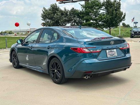 Certified 2025 Toyota Camry SE FWD image 5