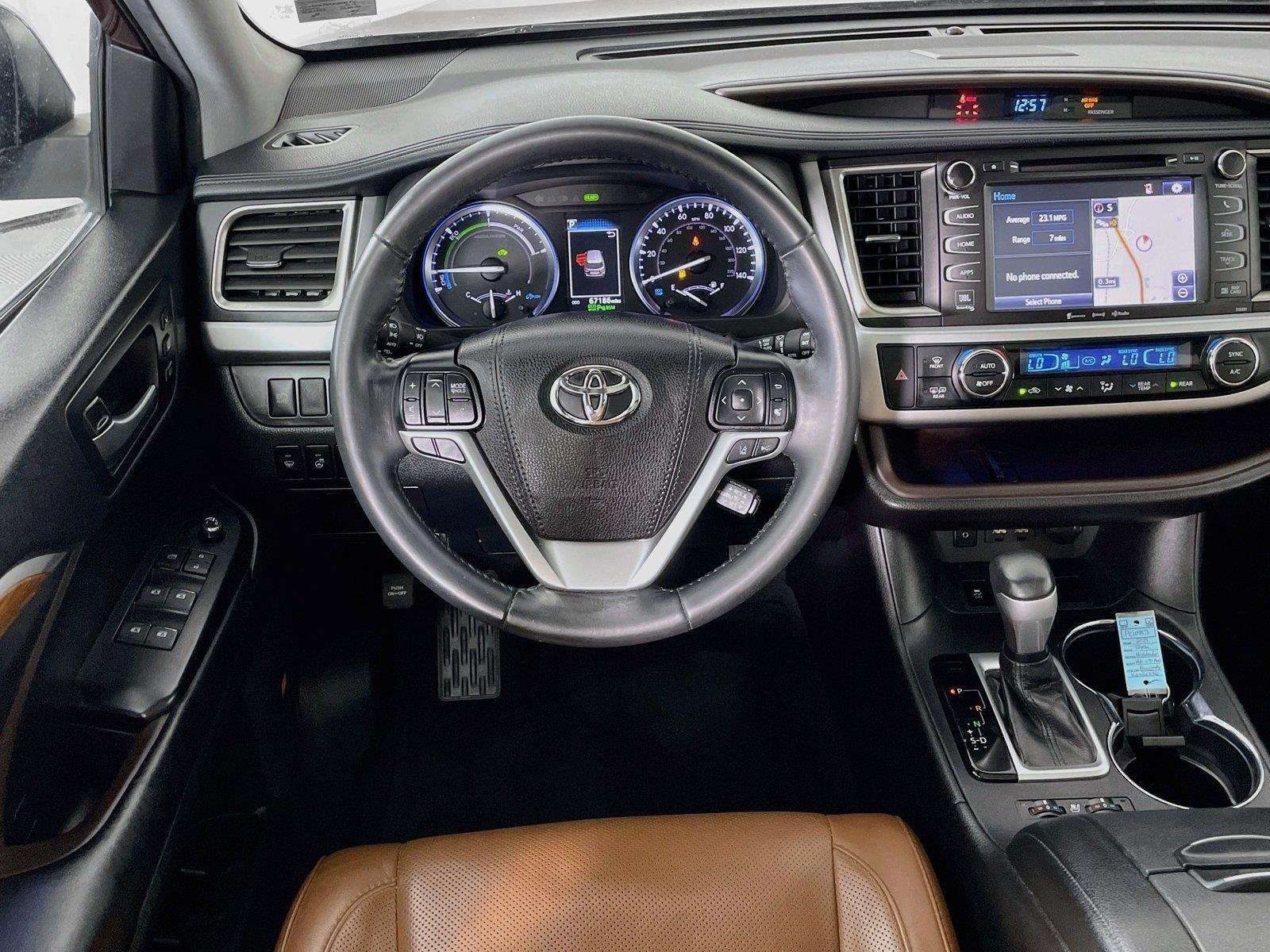 Used 2019 Toyota Highlander Limited Platinum AWD/4WD image 26