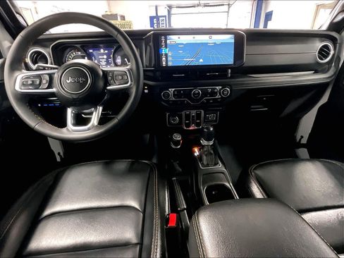Used 2024 Jeep Wrangler Sahara w/ Technology Group image 21