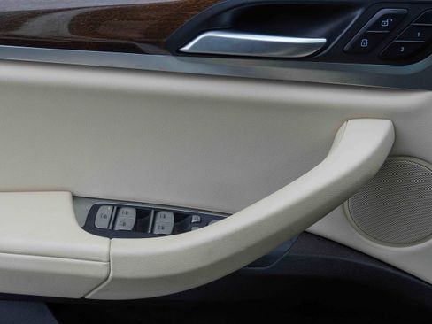 Used 2022 BMW X3 xDrive30i w/ Premium Package 2 image 16