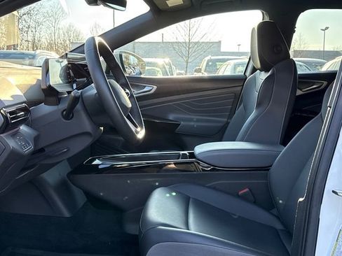 Certified 2023 Volkswagen ID.4 Pro S Plus image 12