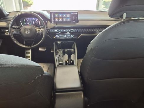Used 2024 Honda Accord Sport image 15
