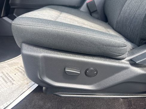 Used 2023 Ford Expedition XLT AWD/4WD image 26