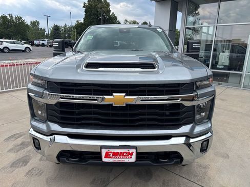 Used 2024 Chevrolet Silverado 2500 LT w/ All Star Edition AWD/4WD image 8