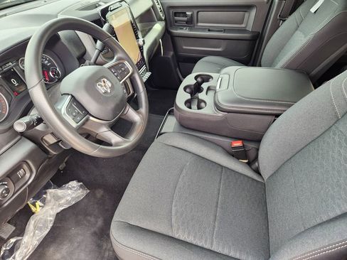 New 2026 RAM 3500 Tradesman image 9