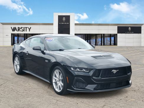 Used 2024 Ford Mustang GT Premium image 1