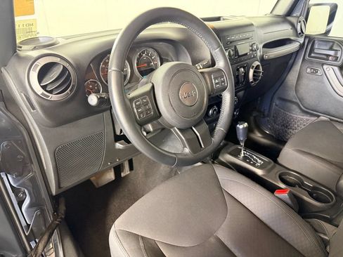 Used 2017 Jeep Wrangler Unlimited Sport w/ Quick Order Package 24S AWD/4WD image 14
