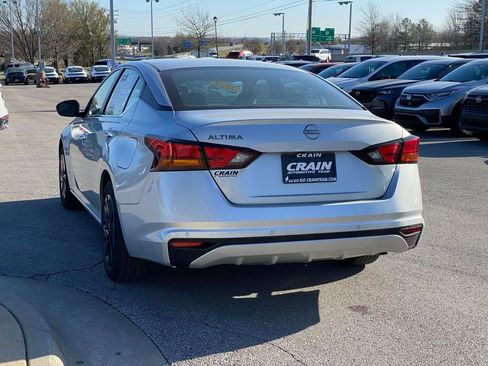 Used 2024 Nissan Altima 2.5 S image 5